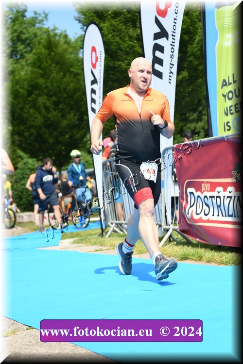 Náhled obrázku: 2024-2402-Podebradsky-triatlon-.JPG