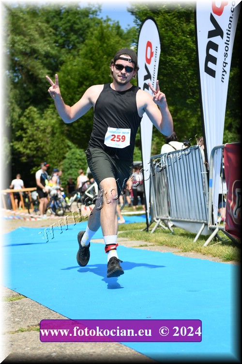 Náhled obrázku: 2024-2406-Podebradsky-triatlon-.JPG