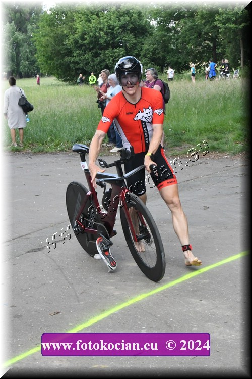 Náhled obrázku: 2024-1844-Podebradsky-triatlon-.JPG