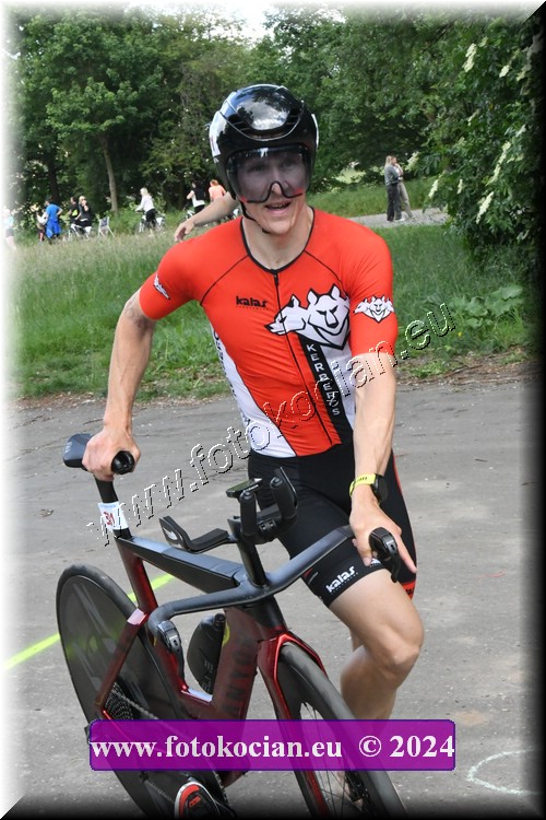 Náhled obrázku: 2024-1845-Podebradsky-triatlon-.JPG