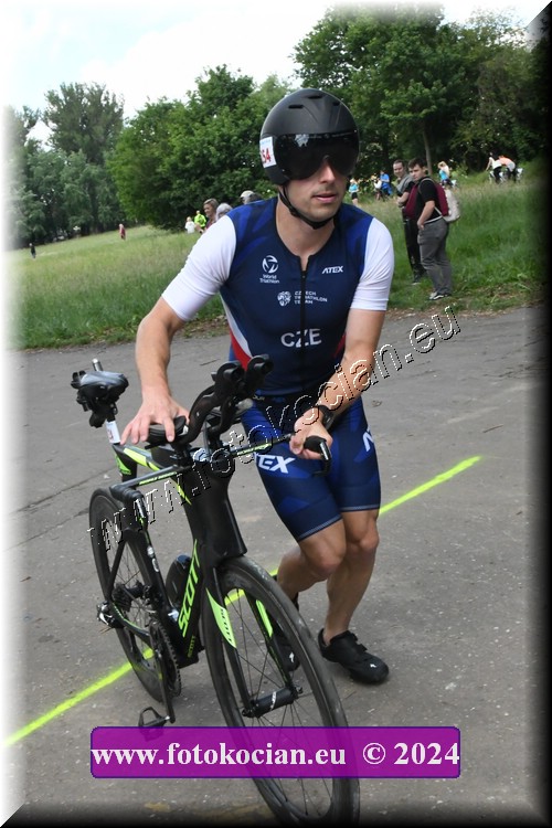 Náhled obrázku: 2024-1851-Podebradsky-triatlon-.JPG