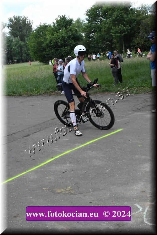 Náhled obrázku: 2024-1858-Podebradsky-triatlon-.JPG