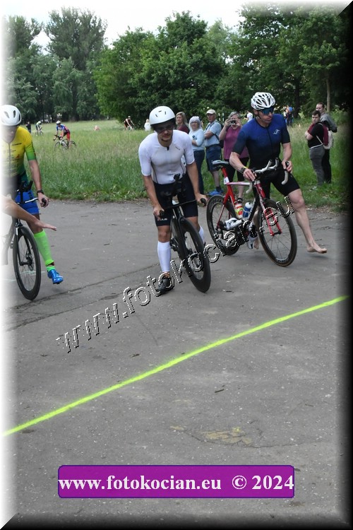 Náhled obrázku: 2024-1861-Podebradsky-triatlon-.JPG