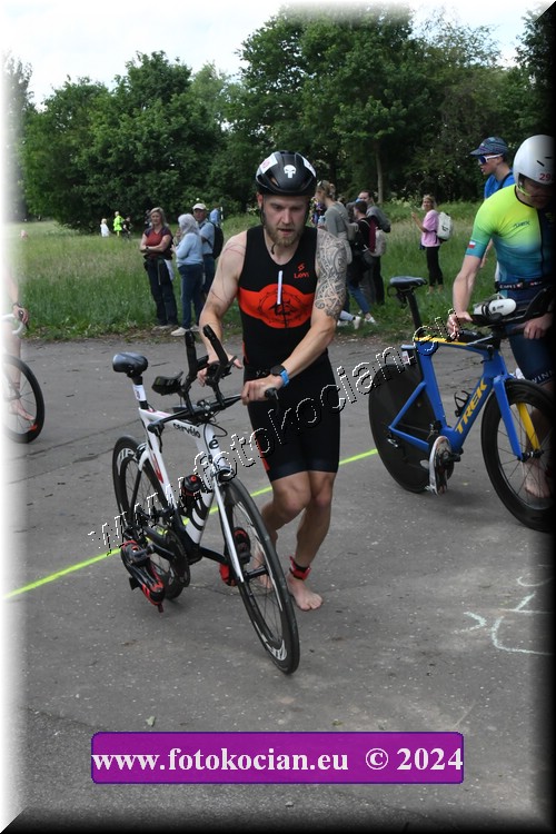 Náhled obrázku: 2024-1870-Podebradsky-triatlon-.JPG