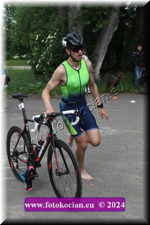 Náhled obrázku: 2024-1872-Podebradsky-triatlon-.JPG