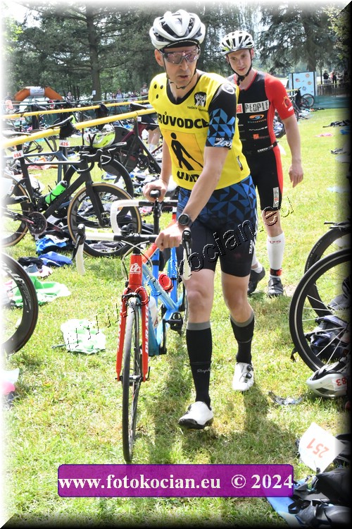 Náhled obrázku: 2024-1894-Podebradsky-triatlon-.JPG