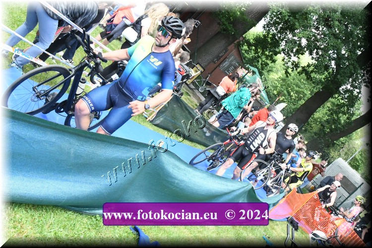Náhled obrázku: 2024-1899-Podebradsky-triatlon-.JPG