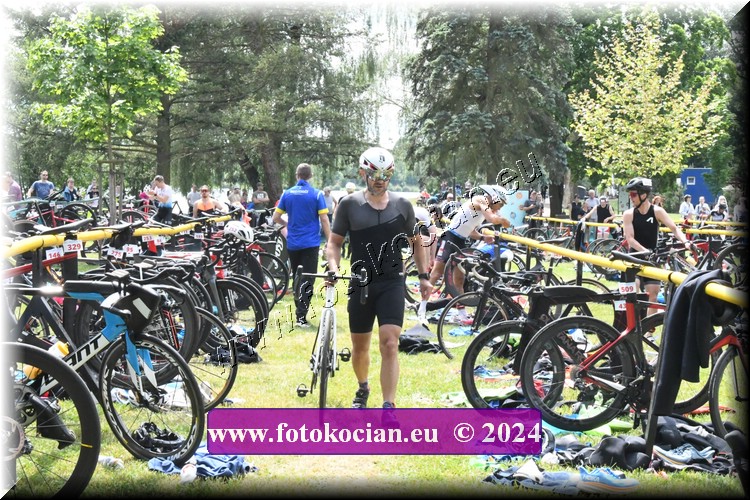 Náhled obrázku: 2024-1910-Podebradsky-triatlon-.JPG