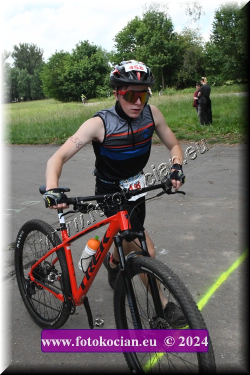 Náhled obrázku: 2024-1955-Podebradsky-triatlon-.JPG