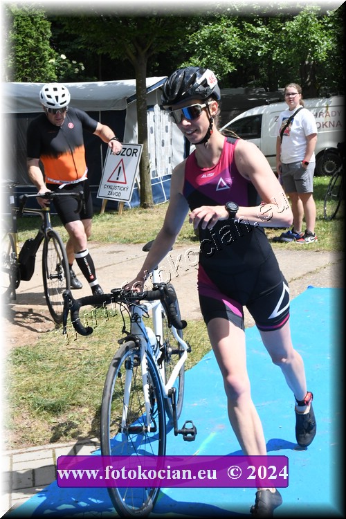 Náhled obrázku: 2024-1972-Podebradsky-triatlon-.JPG