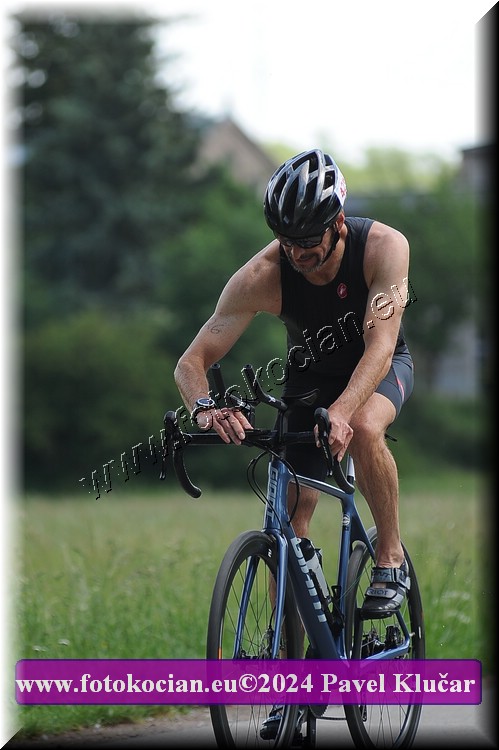 Náhled obrázku: 2024-3772-Podebradsky-triatlon-.JPG