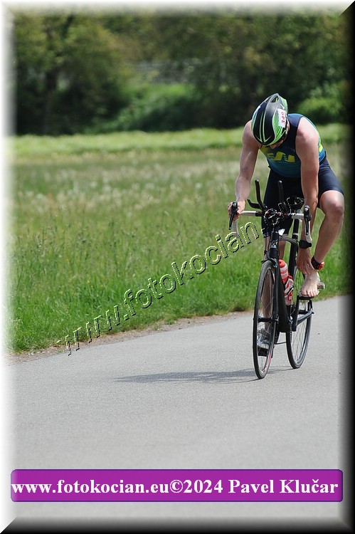 Náhled obrázku: 2024-3806-Podebradsky-triatlon-.JPG