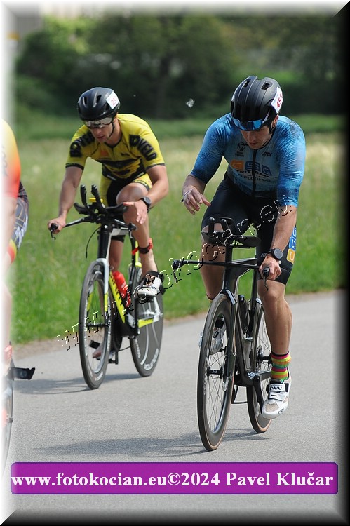 Náhled obrázku: 2024-3810-Podebradsky-triatlon-.JPG