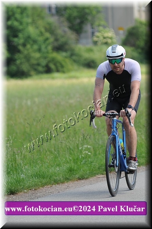 Náhled obrázku: 2024-3814-Podebradsky-triatlon-.JPG