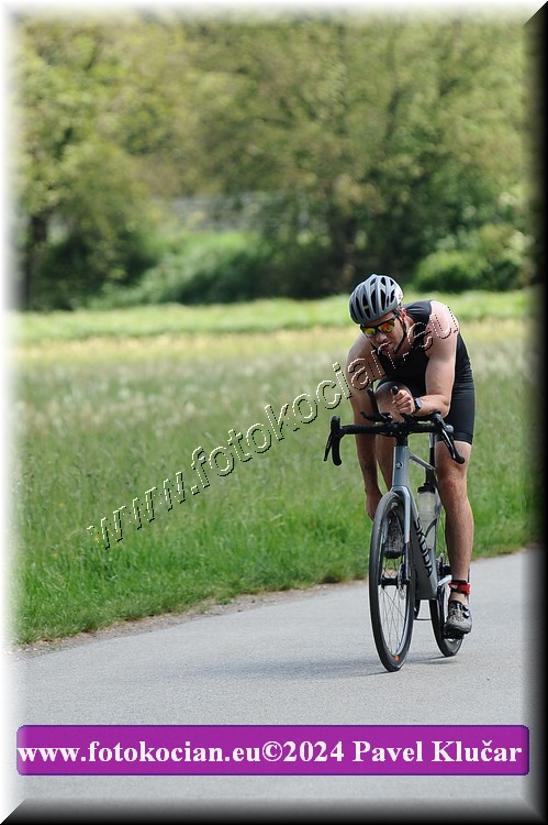 Náhled obrázku: 2024-3816-Podebradsky-triatlon-.JPG