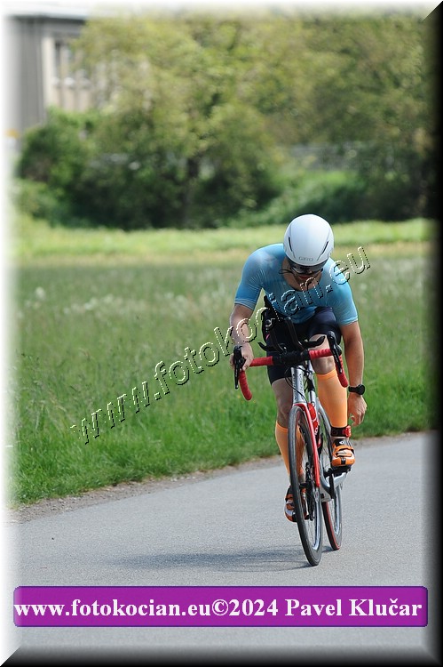 Náhled obrázku: 2024-3833-Podebradsky-triatlon-.JPG