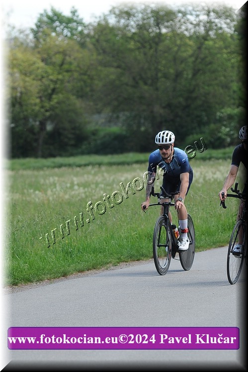 Náhled obrázku: 2024-3840-Podebradsky-triatlon-.JPG