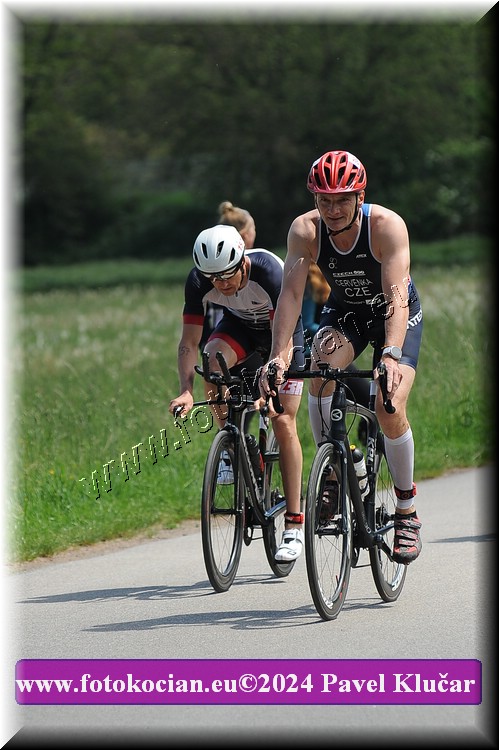 Náhled obrázku: 2024-3853-Podebradsky-triatlon-.JPG