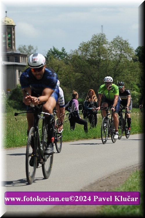 Náhled obrázku: 2024-3880-Podebradsky-triatlon-.JPG