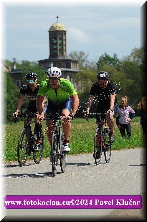 Náhled obrázku: 2024-3882-Podebradsky-triatlon-.JPG