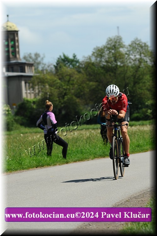 Náhled obrázku: 2024-3889-Podebradsky-triatlon-.JPG