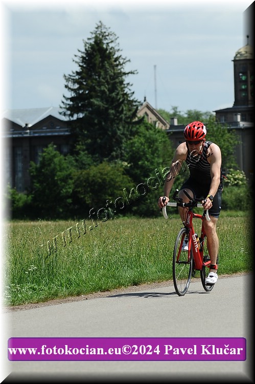 Náhled obrázku: 2024-3891-Podebradsky-triatlon-.JPG