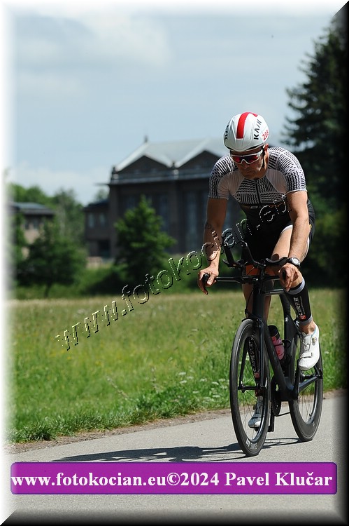 Náhled obrázku: 2024-3893-Podebradsky-triatlon-.JPG