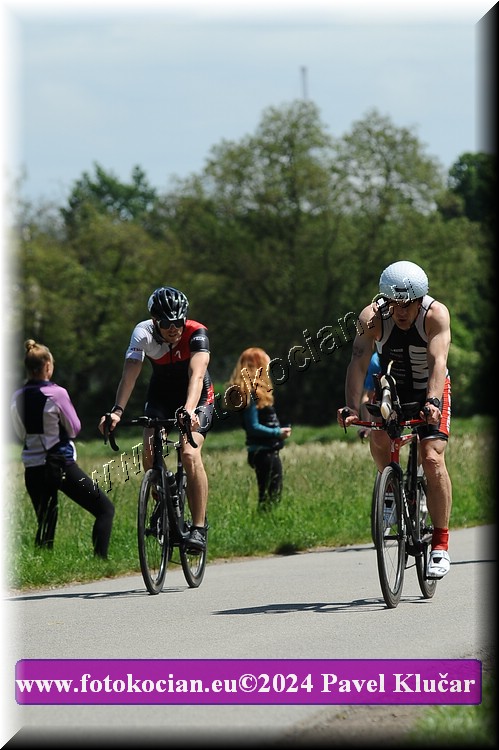 Náhled obrázku: 2024-3897-Podebradsky-triatlon-.JPG