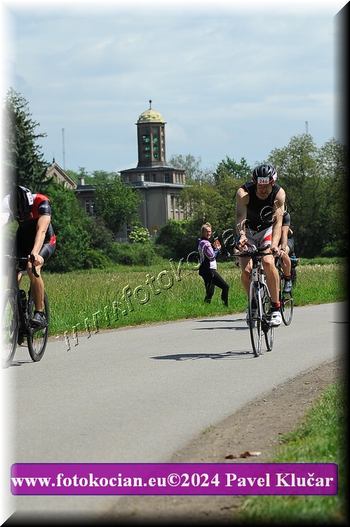 Náhled obrázku: 2024-3898-Podebradsky-triatlon-.JPG