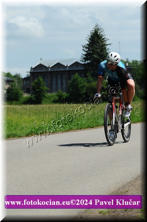 Náhled obrázku: 2024-3904-Podebradsky-triatlon-.JPG
