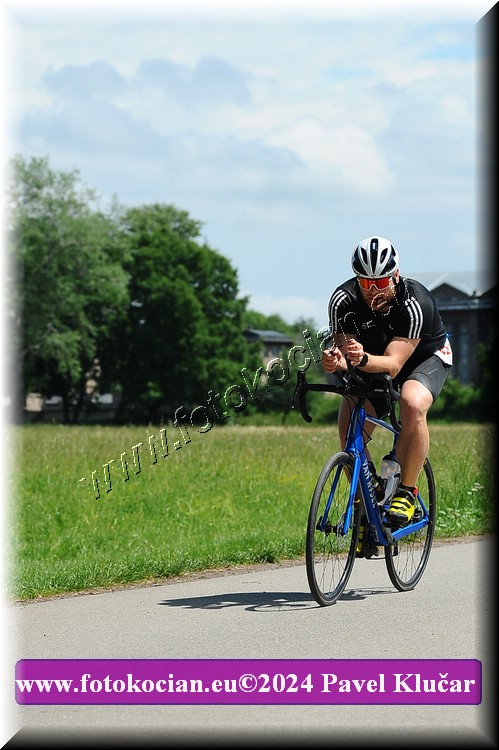 Náhled obrázku: 2024-3908-Podebradsky-triatlon-.JPG