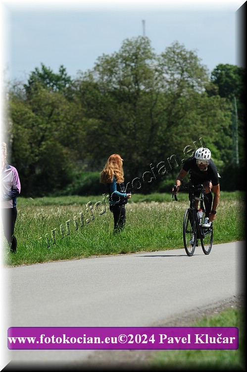 Náhled obrázku: 2024-3914-Podebradsky-triatlon-.JPG