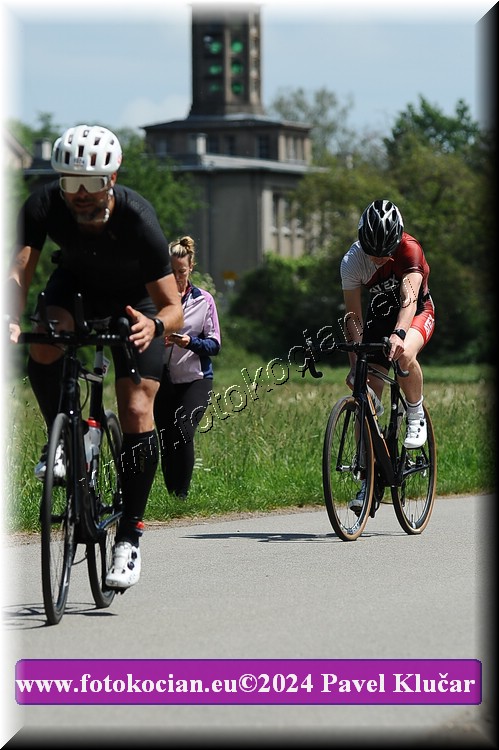 Náhled obrázku: 2024-3916-Podebradsky-triatlon-.JPG