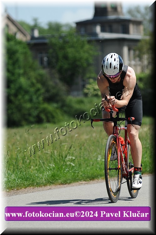 Náhled obrázku: 2024-3922-Podebradsky-triatlon-.JPG