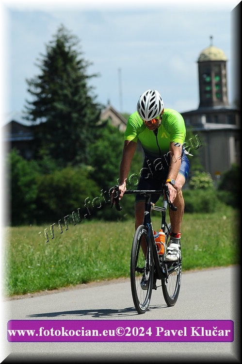 Náhled obrázku: 2024-3925-Podebradsky-triatlon-.JPG