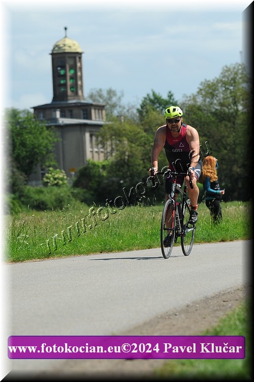 Náhled obrázku: 2024-3928-Podebradsky-triatlon-.JPG