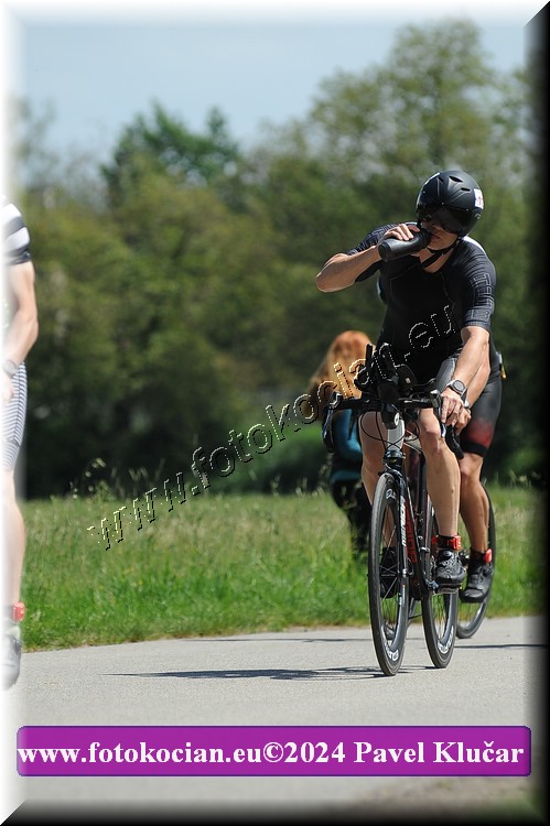 Náhled obrázku: 2024-3939-Podebradsky-triatlon-.JPG