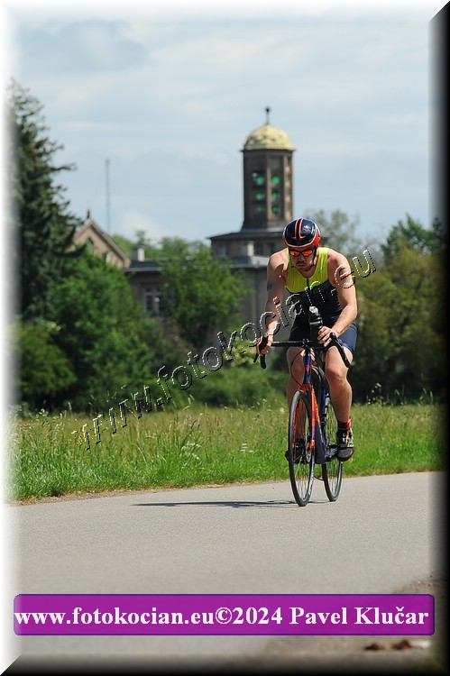 Náhled obrázku: 2024-3954-Podebradsky-triatlon-.JPG