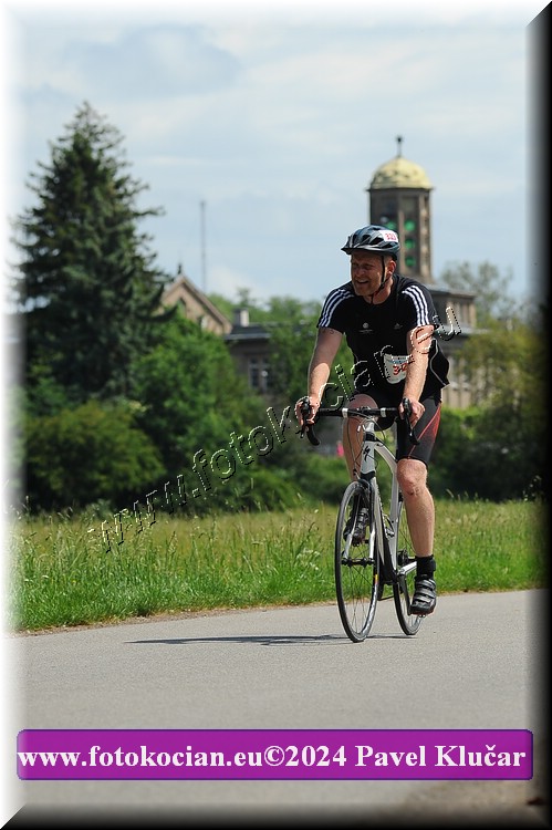 Náhled obrázku: 2024-3960-Podebradsky-triatlon-.JPG