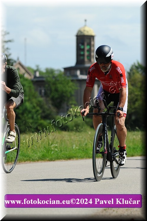 Náhled obrázku: 2024-3998-Podebradsky-triatlon-.JPG