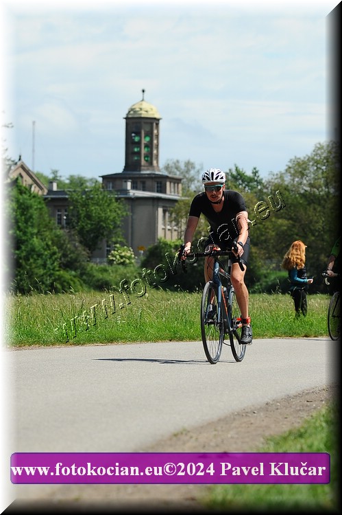 Náhled obrázku: 2024-4001-Podebradsky-triatlon-.JPG