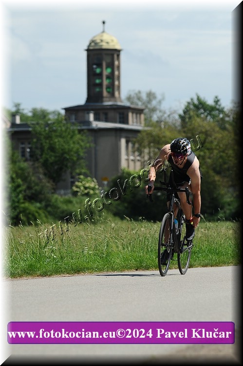 Náhled obrázku: 2024-4007-Podebradsky-triatlon-.JPG
