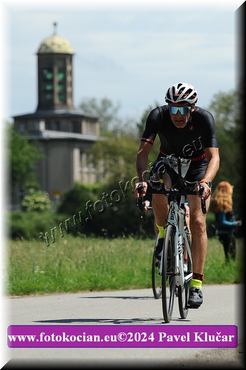 Náhled obrázku: 2024-4009-Podebradsky-triatlon-.JPG