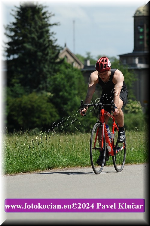 Náhled obrázku: 2024-4014-Podebradsky-triatlon-.JPG