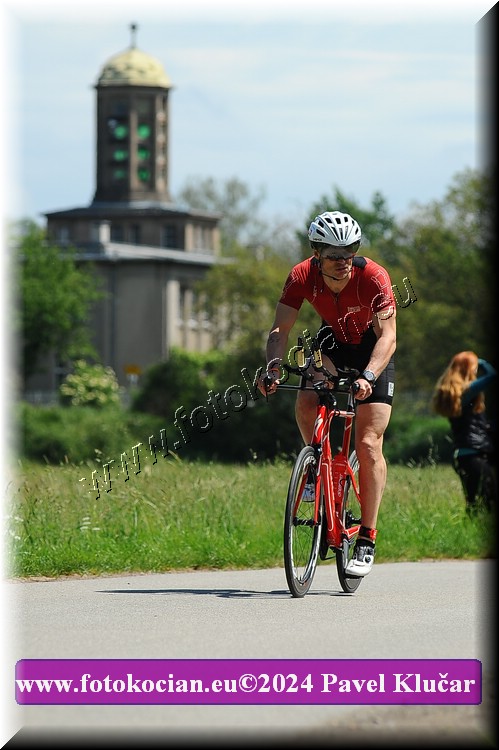 Náhled obrázku: 2024-4020-Podebradsky-triatlon-.JPG