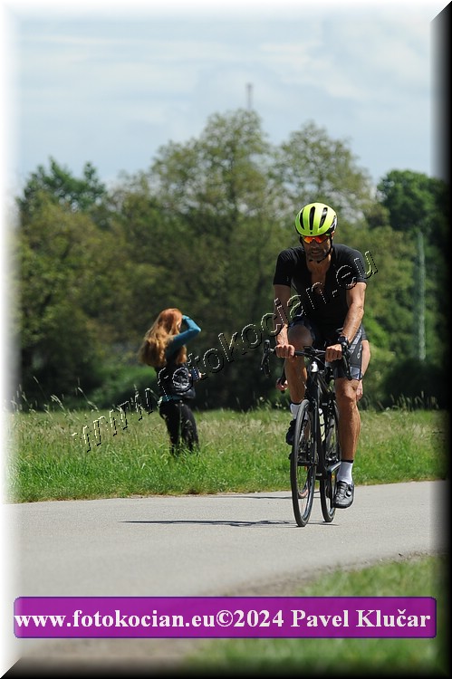 Náhled obrázku: 2024-4027-Podebradsky-triatlon-.JPG