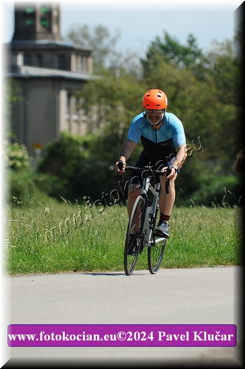 Náhled obrázku: 2024-4036-Podebradsky-triatlon-.JPG