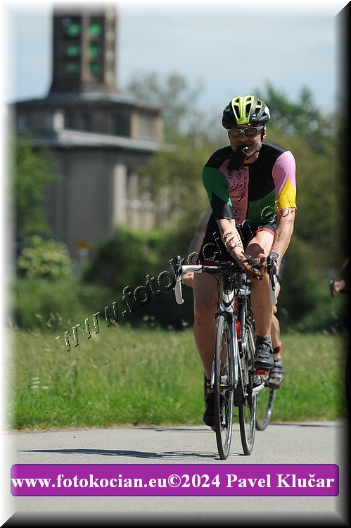 Náhled obrázku: 2024-4043-Podebradsky-triatlon-.JPG