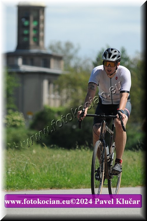 Náhled obrázku: 2024-4057-Podebradsky-triatlon-.JPG