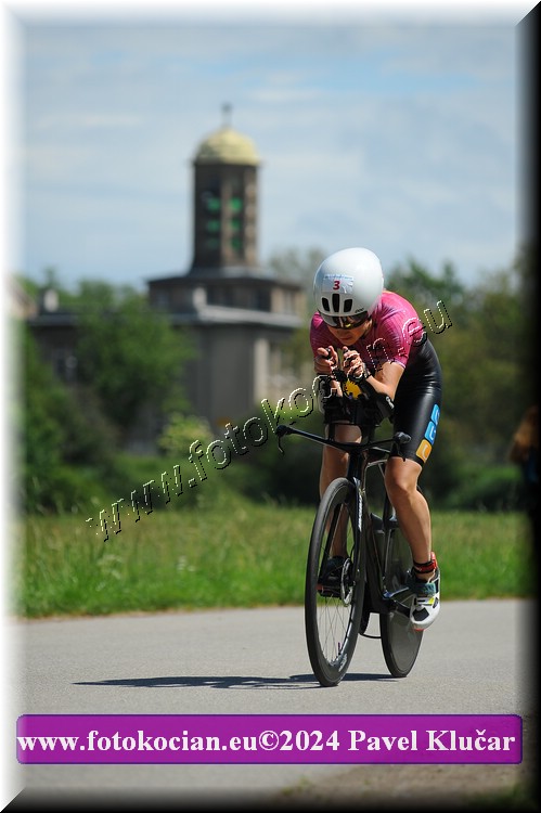 Náhled obrázku: 2024-4104-Podebradsky-triatlon-.JPG